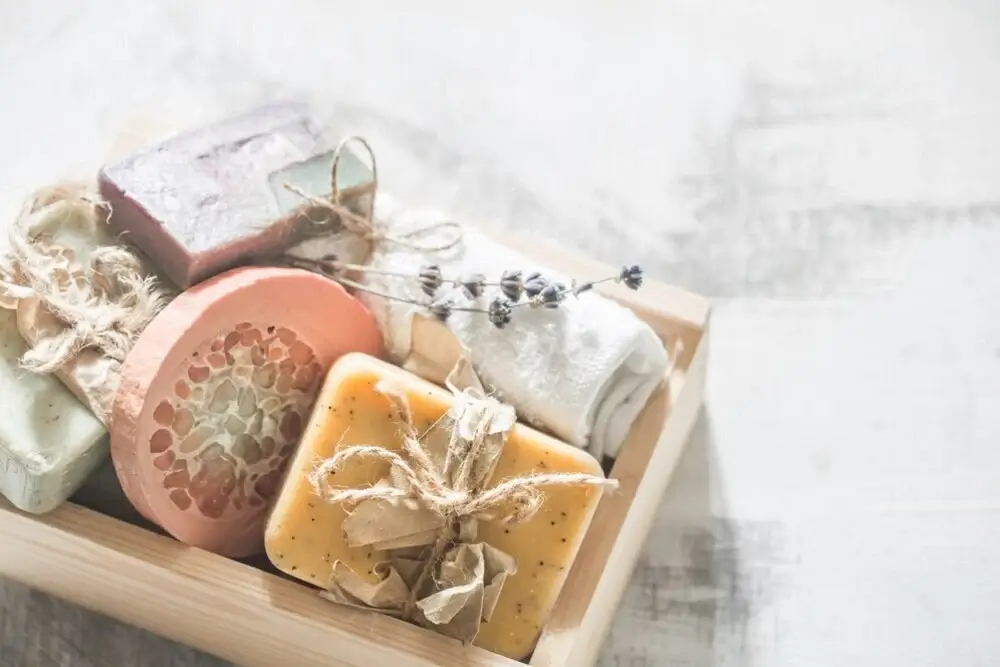 Sabonetes artesanais, presente preferido para mulheres que buscam se cuidar no dia das mães.